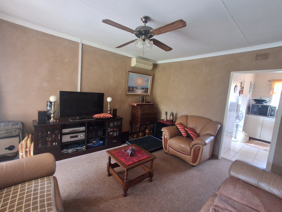 3 Bedroom Property for Sale in Fauna Park Free State